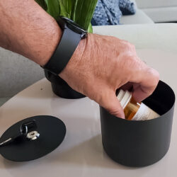 Secret Safe ™ | Flower Pot With Key Lock