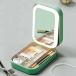 Beau 2-in-1 Makeup Mirror With lights - Image 8