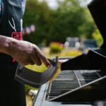 Seamless Outdoors 3 IN 1 BBQ Oven Cleaning Brush - Image 4