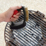 Seamless Outdoors 3 IN 1 BBQ Oven Cleaning Brush - Image 2